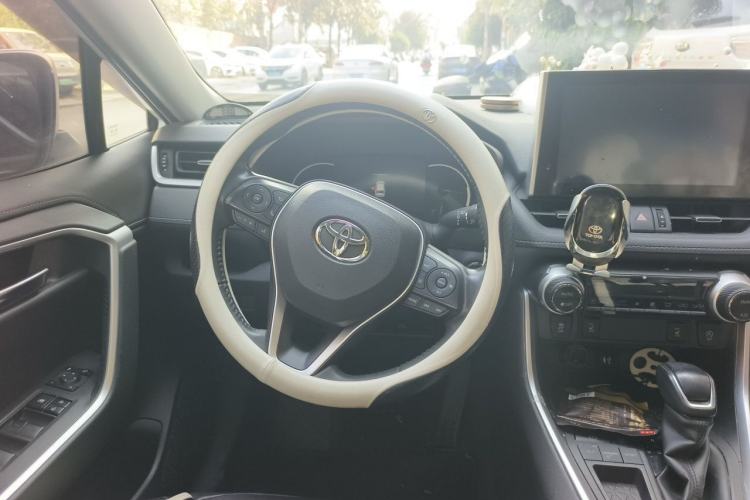 Used Toyota RAV4 2021 2.0L CVT Two-Wheel Drive Fashion PLUS Edition Steering Wheel