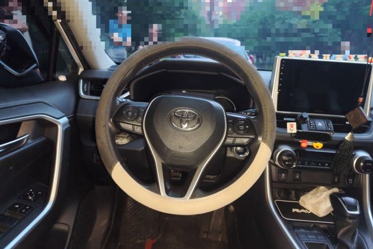 Used Toyota RAV4 2021 2.0L CVT Two-Wheel Drive Fashion PLUS Edition Steering Wheel