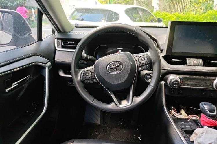 Used Toyota RAV4 2021 2.0L CVT Two-Wheel Drive Fashion PLUS Edition Steering Wheel