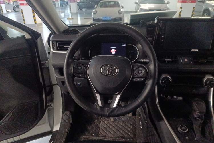 Used Toyota RAV4 2021 Dual-Engine 2.5L E-CVT Four-Wheel Drive Elite PLUS Edition Steering Wheel