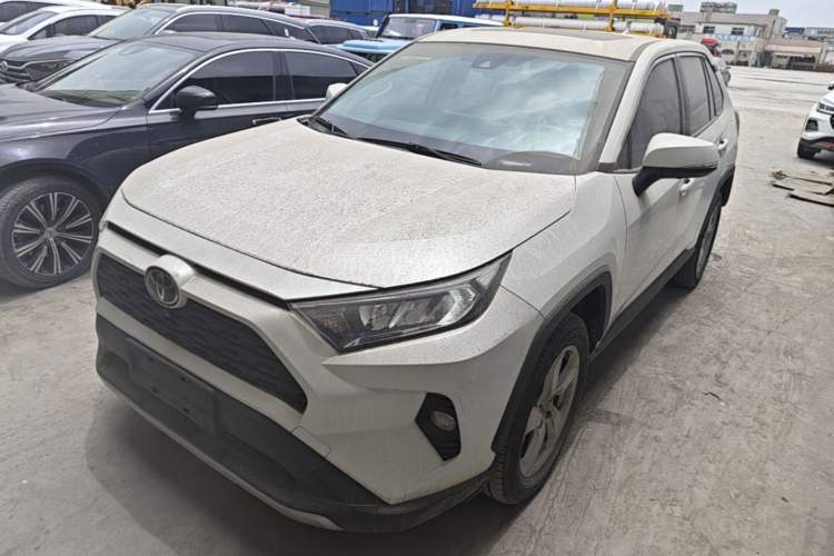 Used Toyota RAV4 2021 2.0L CVT Two-Wheel Drive Fashion PLUS Edition Guazi used car, China used car export, Used car for sale, Used  cars, Cheapest cars for sale