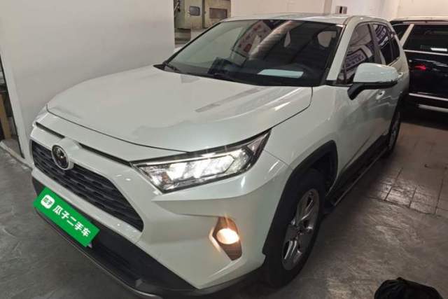 Used Toyota RAV4 2021 2.0L CVT Two-Wheel Drive Fashion PLUS Edition