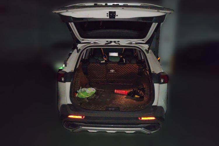Used Toyota RAV4 2021 2.0L CVT Two-Wheel Drive Fashion PLUS Edition Trunk