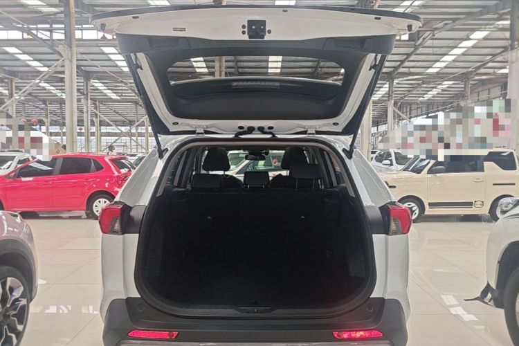 Used Toyota RAV4 2021 Dual-Engine 2.5L E-CVT Four-Wheel Drive Elite PLUS Edition Trunk