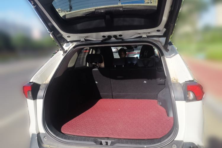 Used Toyota RAV4 2021 Dual-Engine 2.5L E-CVT Four-Wheel Drive Flagship Edition Trunk