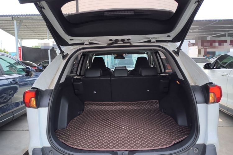 Used Toyota RAV4 2021 2.0L CVT Two-Wheel Drive Fashion PLUS Edition Trunk
