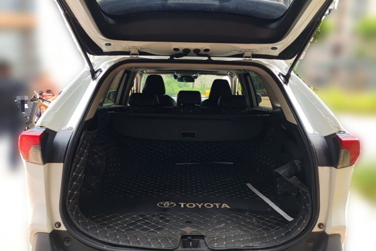 Used Toyota RAV4 2021 Dual-Engine 2.5L E-CVT Two-Wheel Drive Elite Edition Trunk