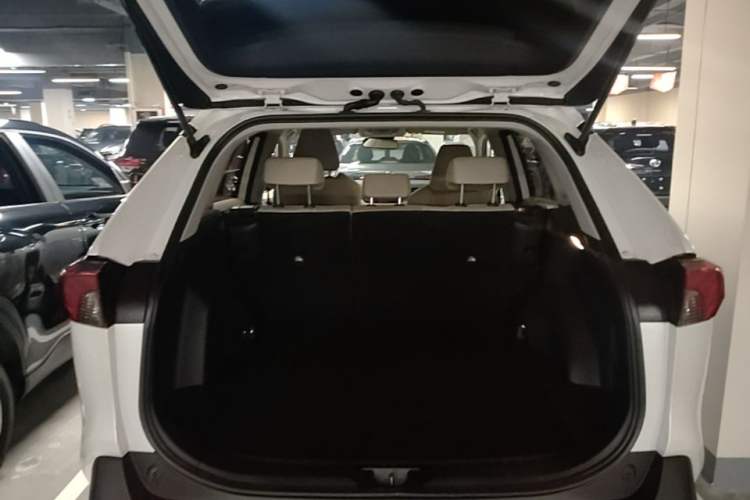 Used Toyota RAV4 2021 2.0L CVT Two-Wheel Drive Urban Edition Trunk