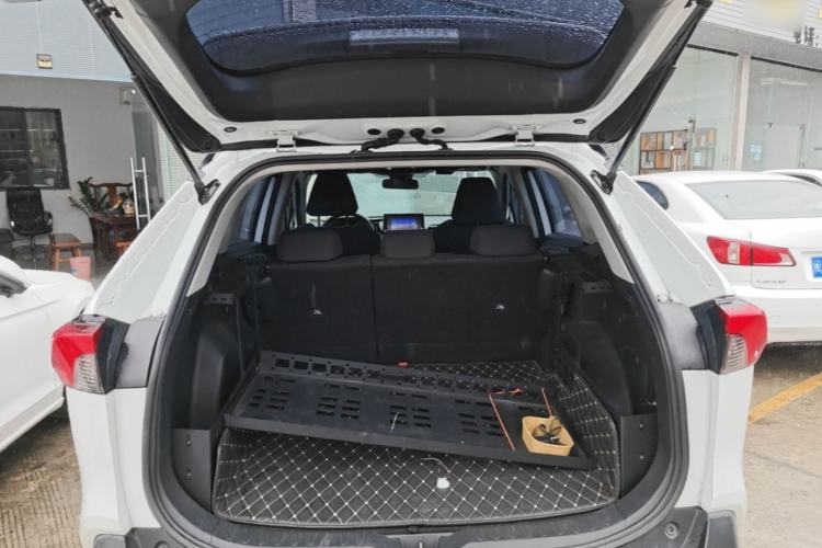 Used Toyota RAV4 2021 2.0L CVT Two-Wheel Drive Urban Edition Trunk