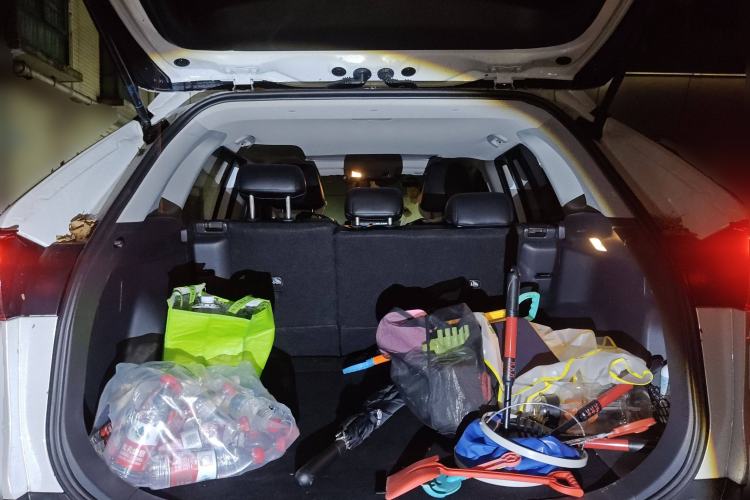 Used Toyota RAV4 2021 2.0L CVT Two-Wheel Drive Fashion Edition Trunk