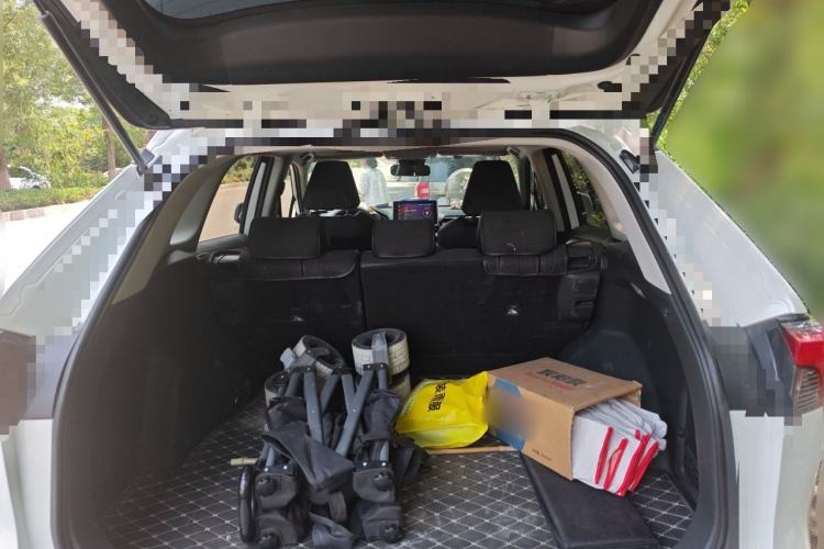 Used Toyota RAV4 2021 2.0L CVT Two-Wheel Drive Fashion PLUS Edition Trunk