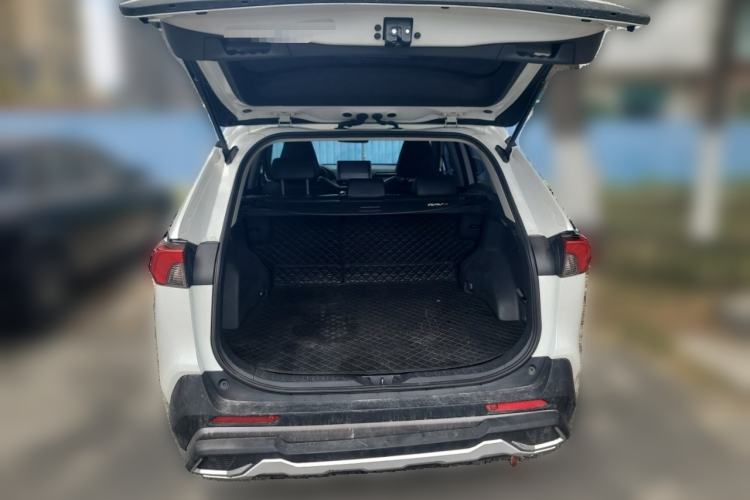 Used Toyota RAV4 2021 Revised Version Dual-Motor Hybrid 2.5L E-CVT 4x4 Elite PLUS Edition Trunk