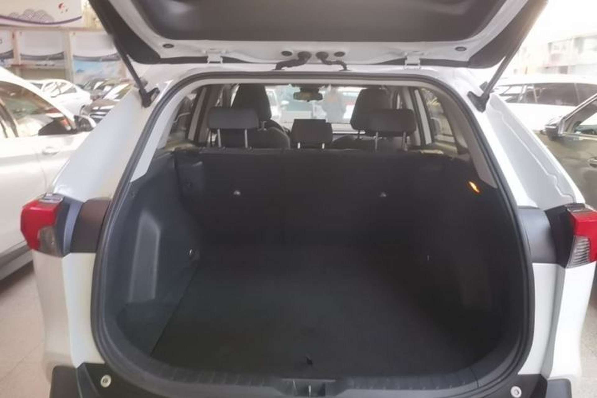 Used Toyota RAV4 2021 2.0L CVT 4x4 Trend Edition Trunk