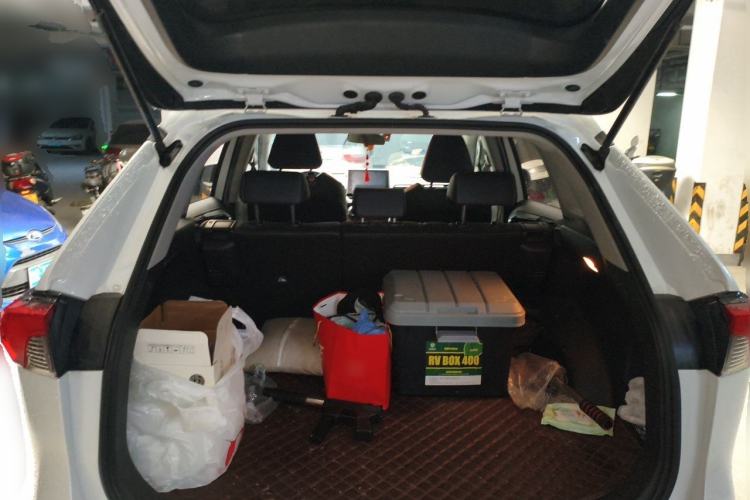 Used Toyota RAV4 2021 2.0L CVT Two-Wheel Drive Fashion PLUS Edition Trunk