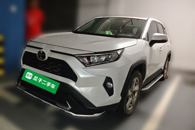 Used Toyota RAV4 2021 2.0L CVT Two-Wheel Drive Fashion Edition Guazi used car, China used car export, Used car for sale, Used  cars, Cheapest cars for sale