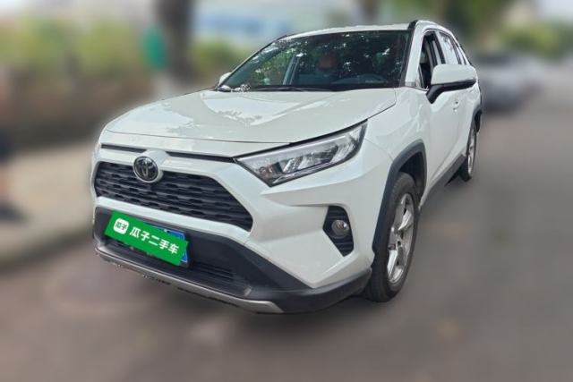 Used Toyota RAV4 2021 2.0L CVT Two-Wheel Drive Fashion Edition