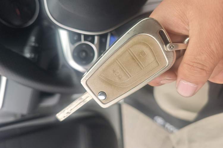 Used Toyota RAV4 2021 2.0L CVT Two-Wheel Drive Urban Edition Vehicle Key