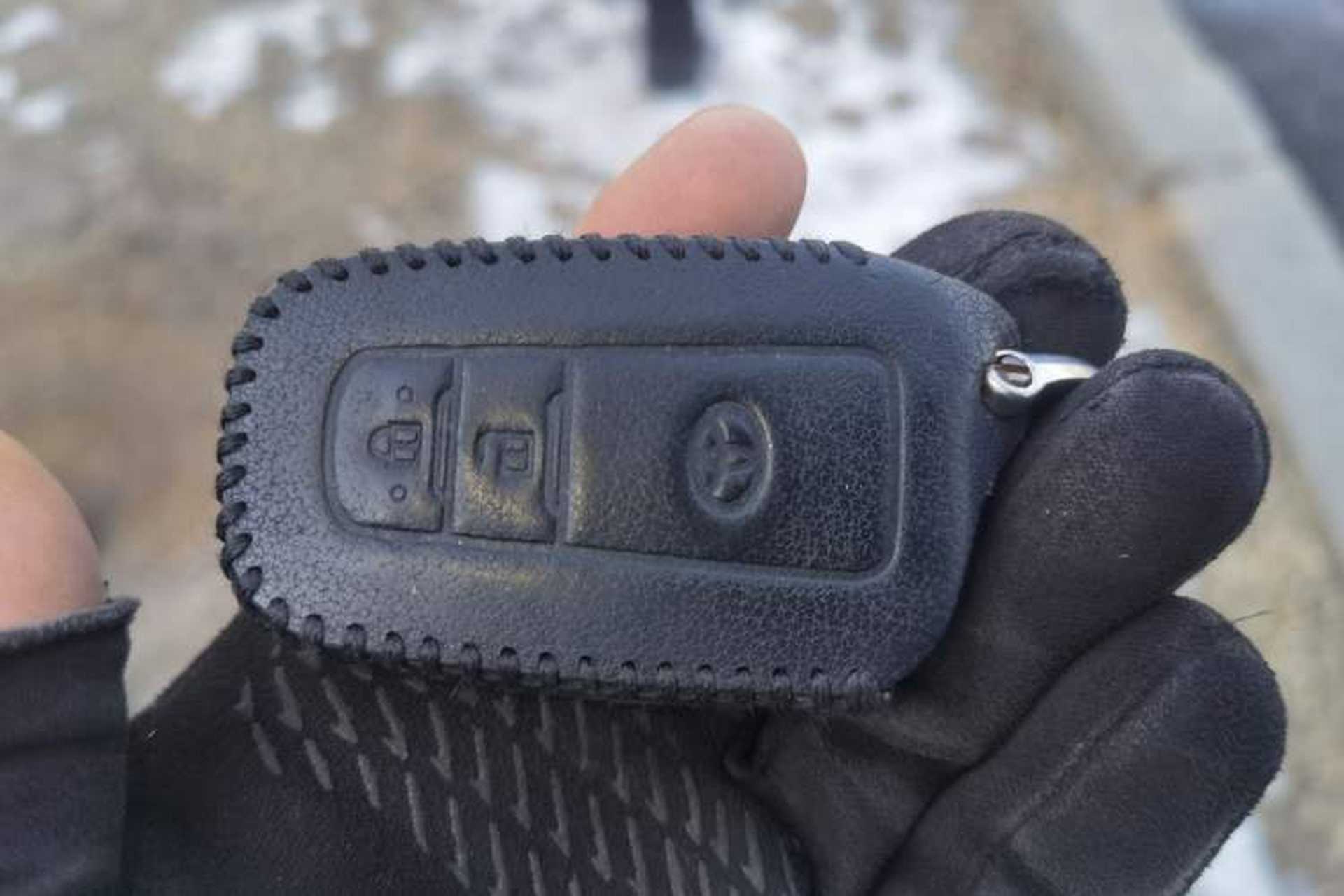 Used Toyota RAV4 2021 2.0L CVT 4x4 Style PLUS Edition Vehicle Key