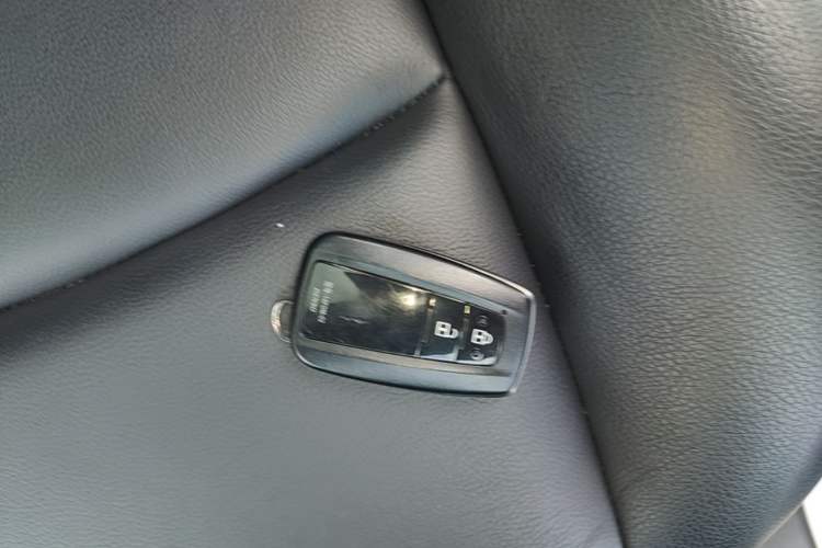 Used Toyota RAV4 2021 2.0L CVT Two-Wheel Drive Fashion PLUS Edition Vehicle Key
