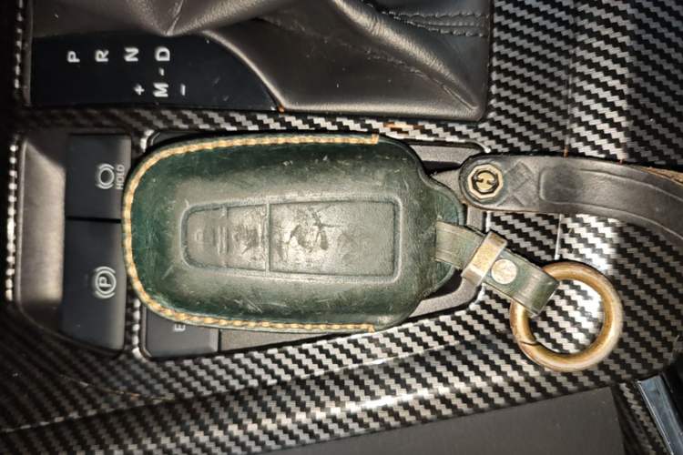 Used Toyota RAV4 2021 2.0L CVT Two-Wheel Drive Fashion Edition Vehicle Key