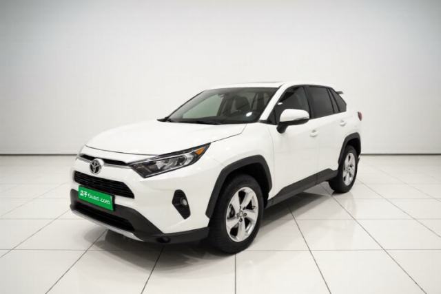 Używany Toyota RAV4 2021 2.0L CVT Two-Wheel Drive Fashion PLUS Edition