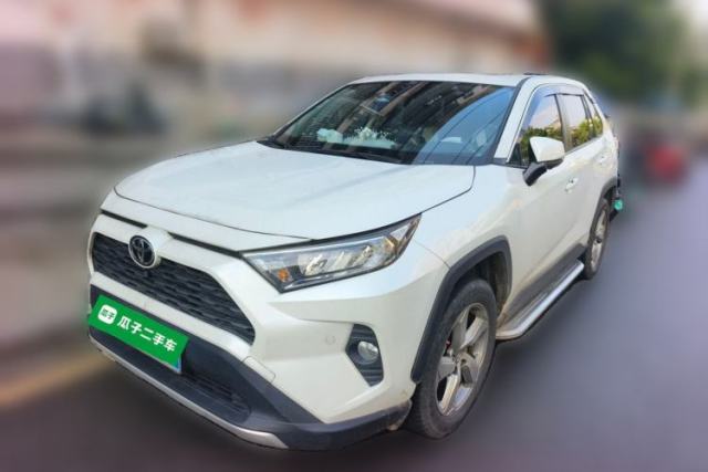 Used Toyota RAV4 2021 2.0L CVT Two-Wheel Drive Fashion PLUS Edition
