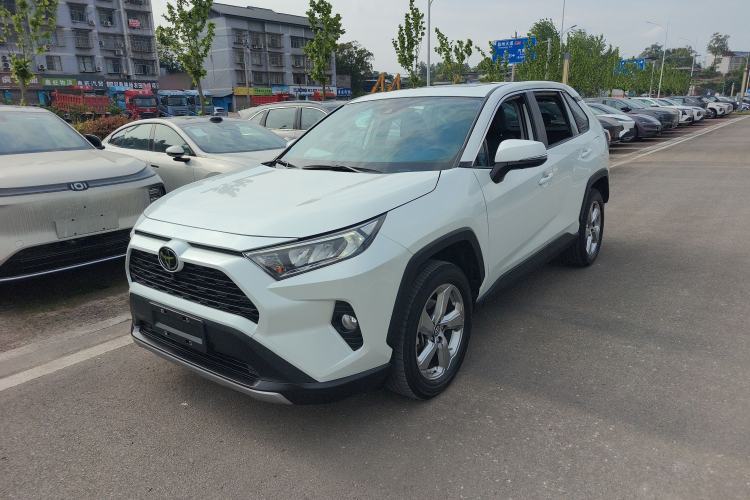 Used Toyota RAV4 2021 2.0L CVT Two-Wheel Drive Fashion PLUS Edition Guazi used car, China used car export, Used car for sale, Used  cars, Cheapest cars for sale