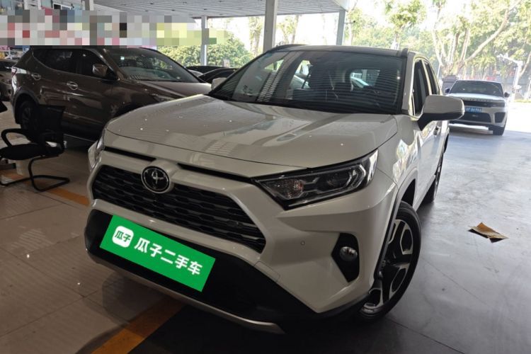 Used Toyota RAV4 2021 2.0L CVT Four-Wheel Drive Premium Edition Guazi used car, China used car export, Used car for sale, Used cars, Cheapest cars for sale