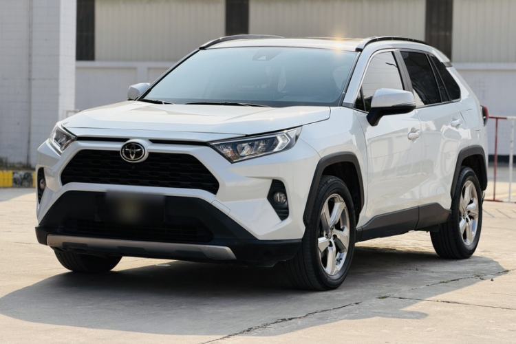 Used Toyota RAV4 2021 2.0L CVT Two-Wheel Drive Fashion PLUS Edition Guazi used car, China used car export, Used car for sale, Used  cars, Cheapest cars for sale