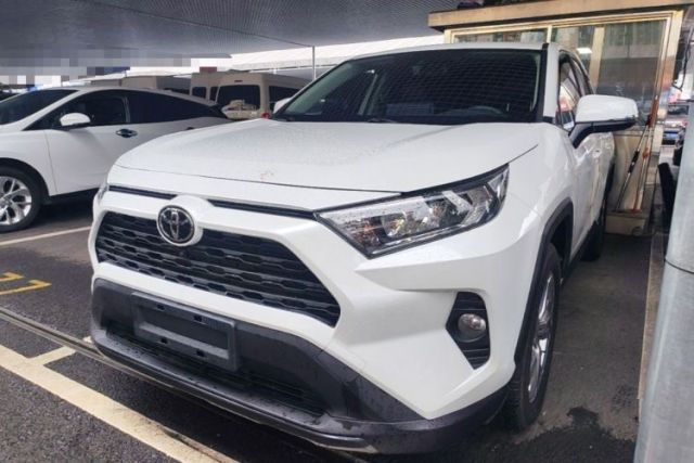 Used Toyota RAV4 2021 2.0L CVT Two-Wheel Drive Fashion PLUS Edition