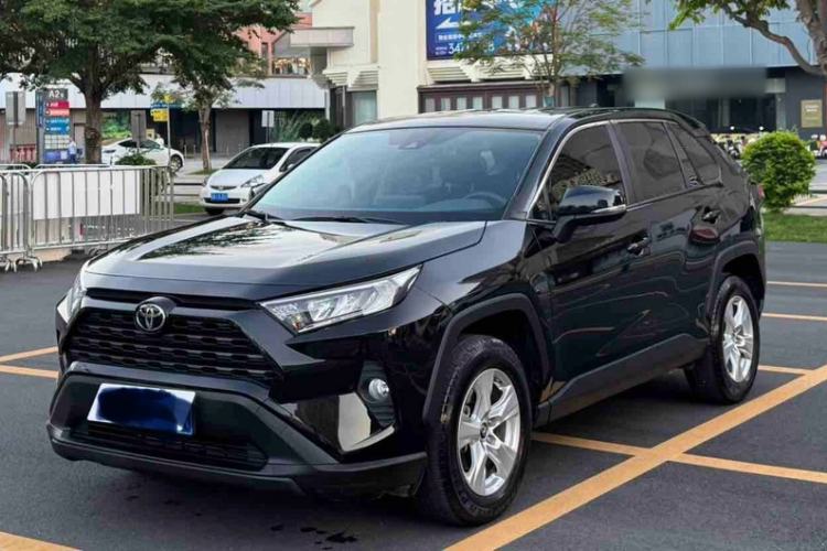 Ojetý Toyota RAV4 2022 2.0L CVT Two-Wheel Drive Urban Edition Guazi used car, China used car export, Used car for sale, Used  cars, Cheapest cars for sale