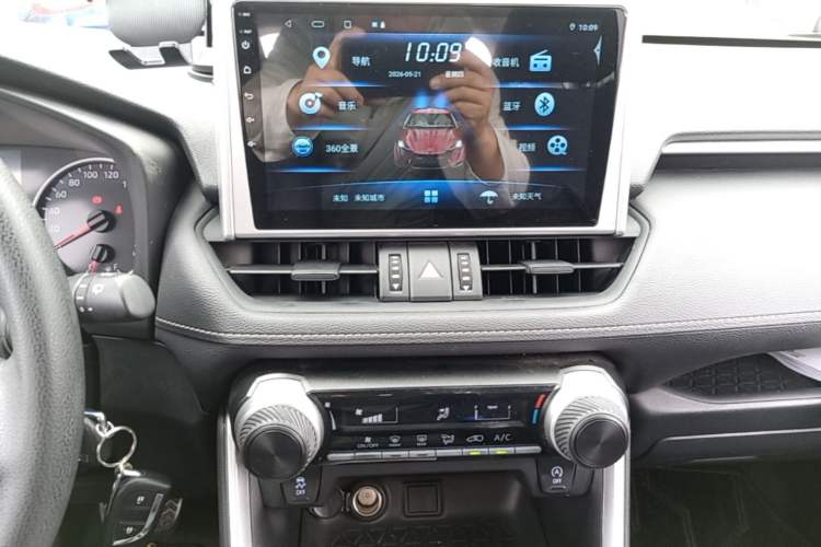 Used Toyota RAV4 2022 2.0L CVT Two-Wheel Drive Urban Edition Audio And AC Panel