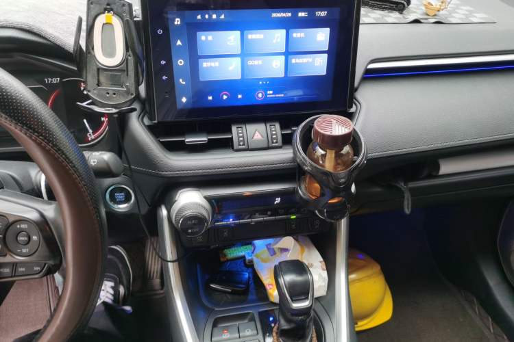 Used Toyota RAV4 2022 2.0L CVT Two-Wheel Drive Fashion Plus Edition Audio And AC Panel