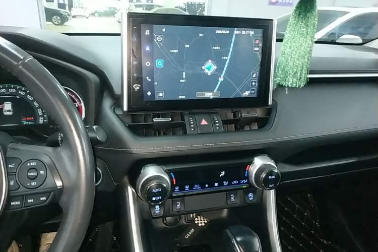 Used Toyota RAV4 2022 2.0L CVT Two-Wheel Drive Fashion Plus Edition Audio And AC Panel