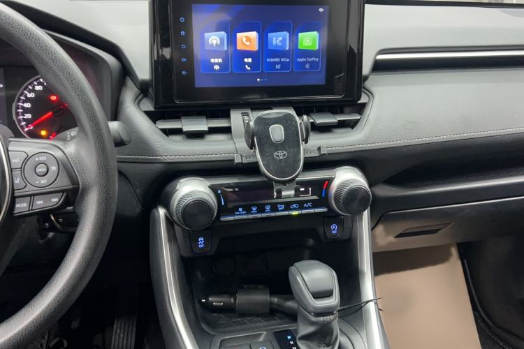 Used Toyota RAV4 2022 2.0L CVT Two-Wheel Drive Urban Edition Audio And AC Panel