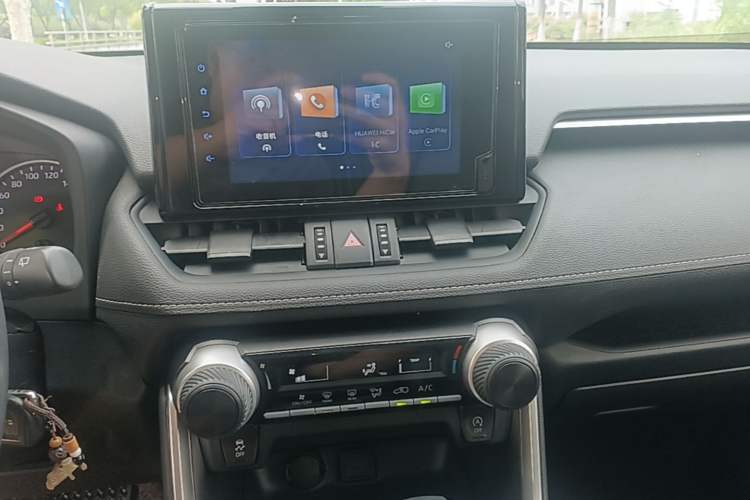 Used Toyota RAV4 2022 2.0L CVT Two-Wheel Drive Urban Edition Audio And AC Panel