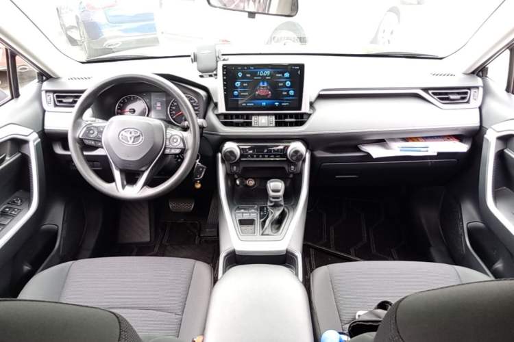 Used Toyota RAV4 2022 2.0L CVT Two-Wheel Drive Urban Edition Center Console