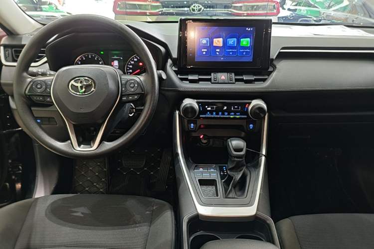 Used Toyota RAV4 2022 2.0L CVT Two-Wheel Drive Urban Edition Center Console