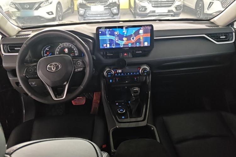 Used Toyota RAV4 2022 Dual-Engine 2.5L E-CVT Four-Wheel Drive Elite Plus Edition Center Console