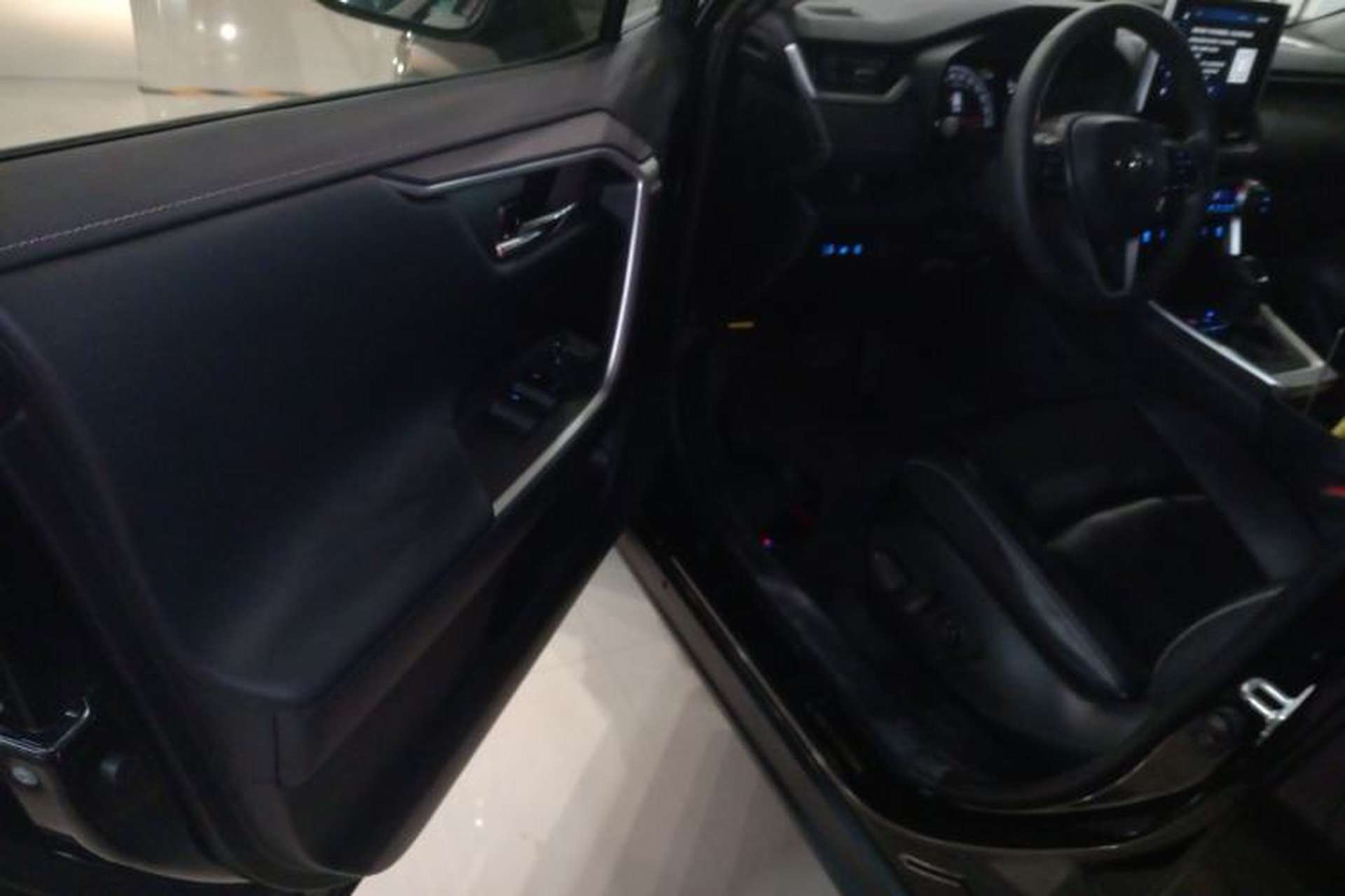 Used Toyota RAV4 2022 2.0L CVT Two-Wheel Drive Fashion Plus Edition Driver Seat