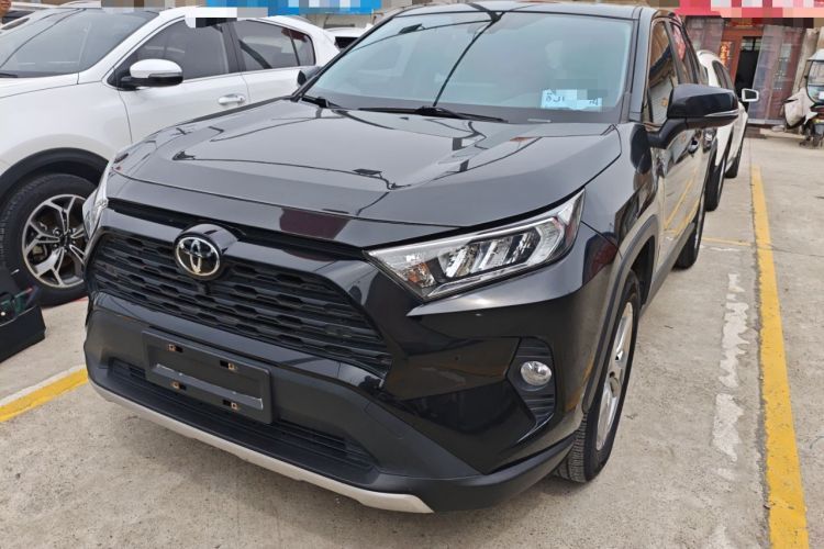 Used Toyota RAV4 2022 2.0L CVT Two-Wheel Drive Fashion Plus Edition Guazi used car, China used car export, Used car for sale, Used  cars, Cheapest cars for sale