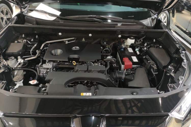 Used Toyota RAV4 2022 2.0L CVT Two-Wheel Drive Fashion Plus Edition Engine Bay