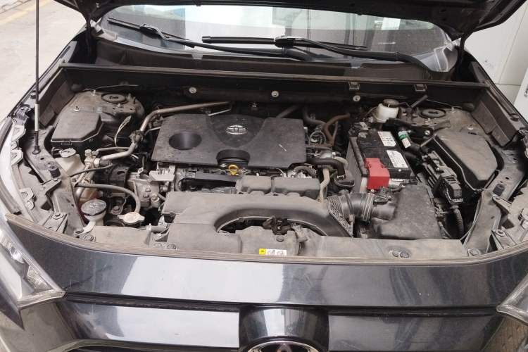Used Toyota RAV4 2022 2.0L CVT Two-Wheel Drive Fashion Plus Edition Engine Bay