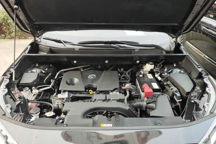 Used Toyota RAV4 2022 2.0L CVT Two-Wheel Drive Fashion Plus Edition Engine Bay