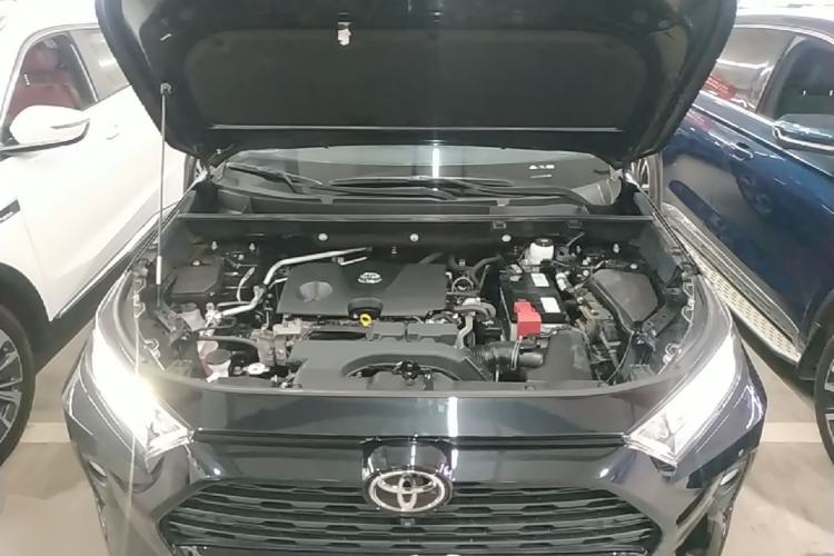 Used Toyota RAV4 2022 2.0L CVT Two-Wheel Drive Fashion Plus Edition Engine Bay