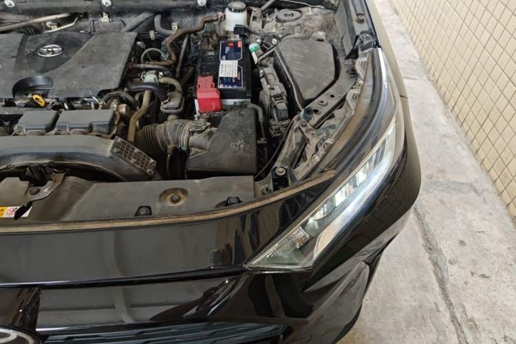 Used Toyota RAV4 2022 2.0L CVT Two-Wheel Drive Fashion Edition Engine Bay Left