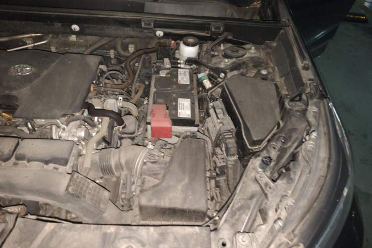 Used Toyota RAV4 2022 2.0L CVT Two-Wheel Drive Fashion Edition Engine Bay Left