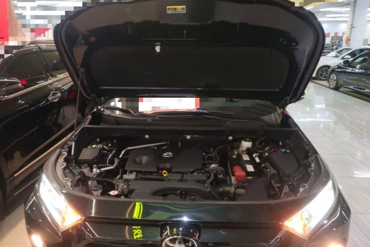 Used Toyota RAV4 2022 2.0L CVT Two-Wheel Drive Fashion Plus Edition Engine Bay