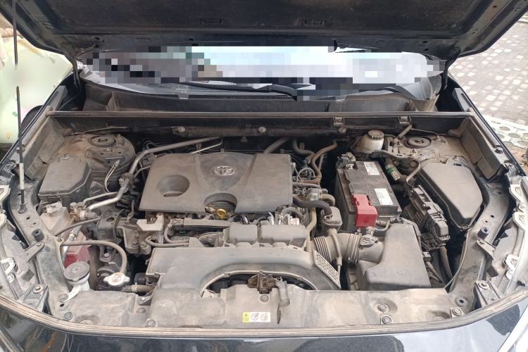 Used Toyota RAV4 2022 2.0L CVT Two-Wheel Drive Fashion Edition Engine Bay