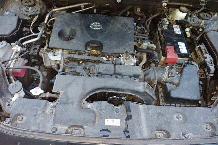 Used Toyota RAV4 2022 2.0L CVT Two-Wheel Drive Fashion Edition Engine Bay